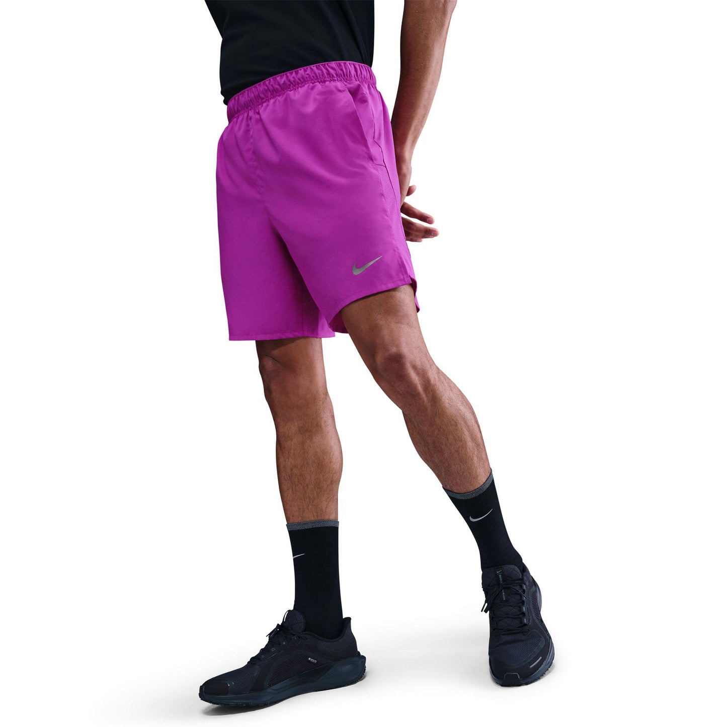 Nike Challenger 7in Brief-Lined Short de running Hommes - violet, argent