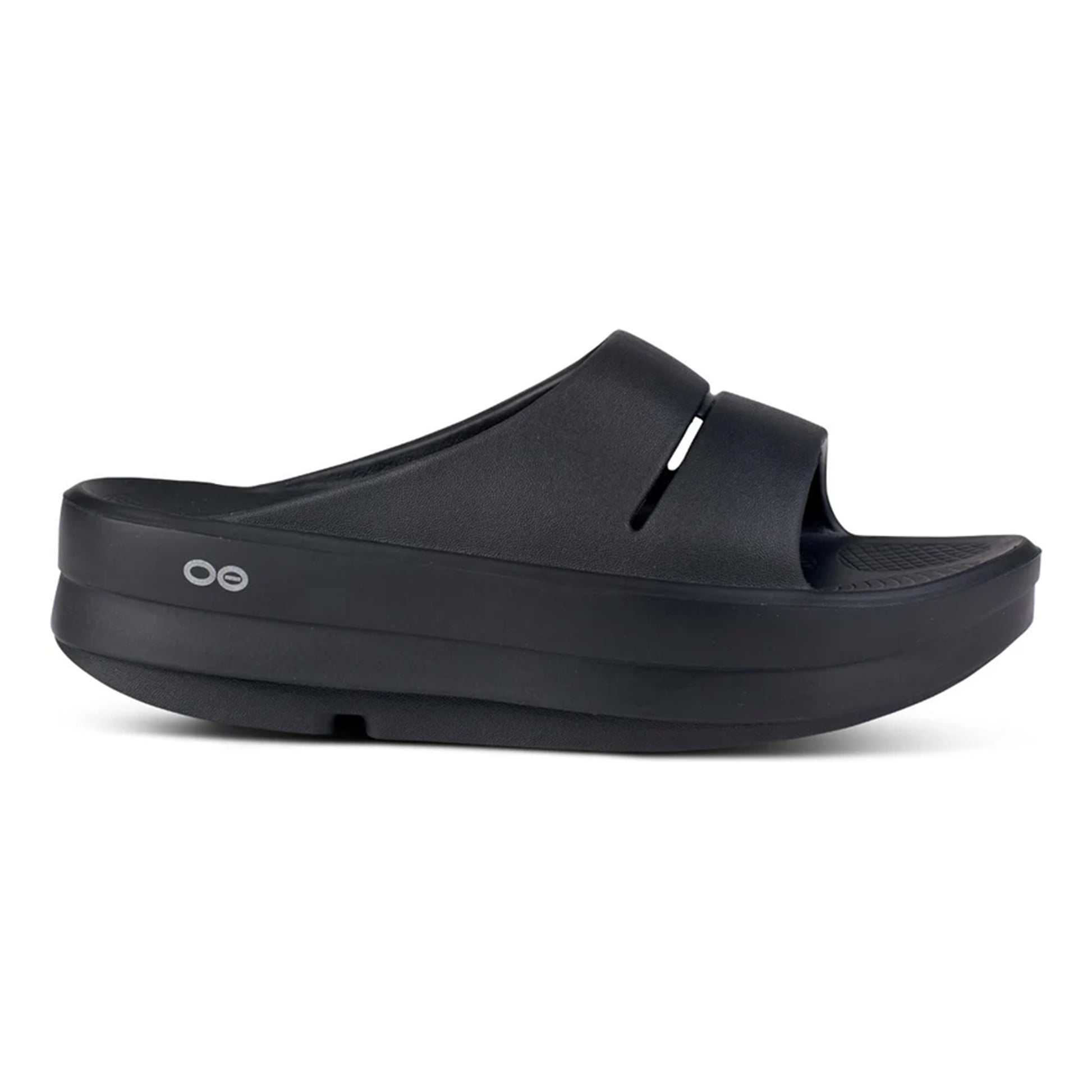 OOFOS OOmega Ooah Chaussure de récupération Femmes - noir mat
