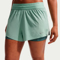 Swift Short de running Femmes - vert clair, argent
