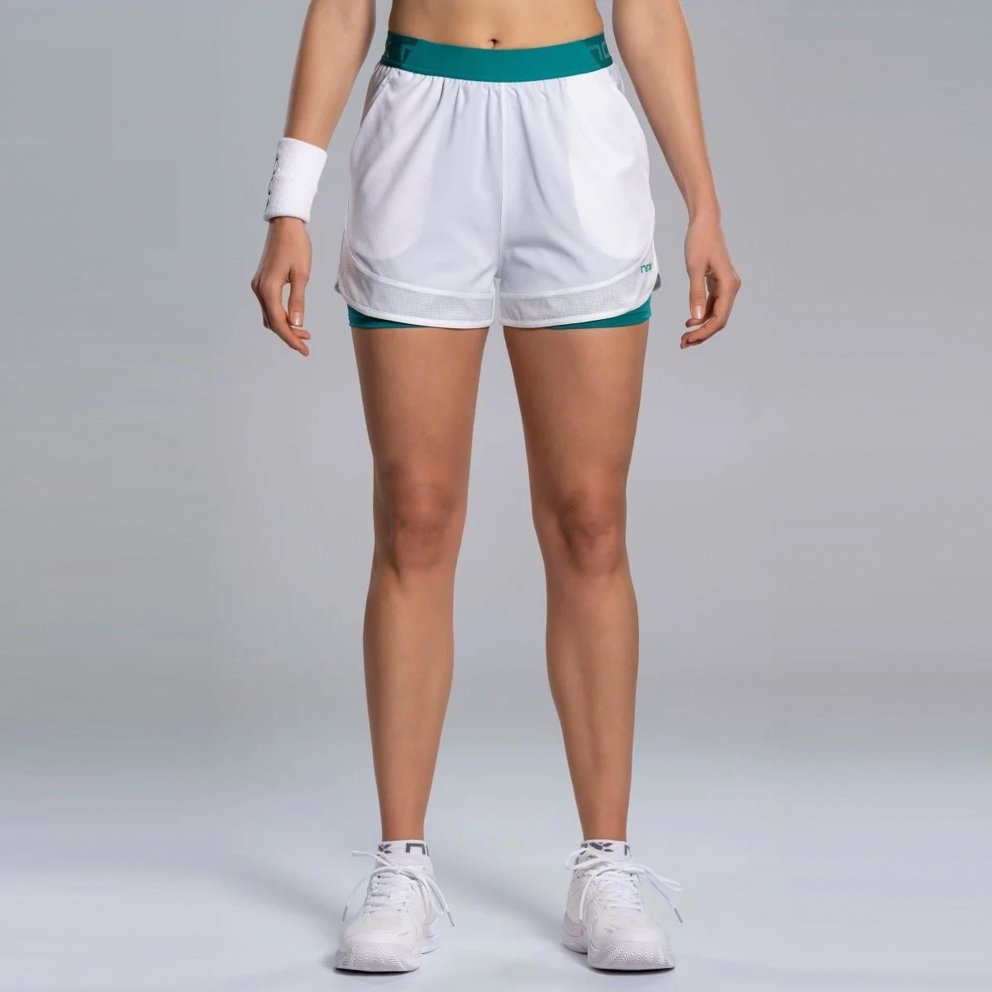 NOX Pro Shorts Femmes - blanc, bleu-vert