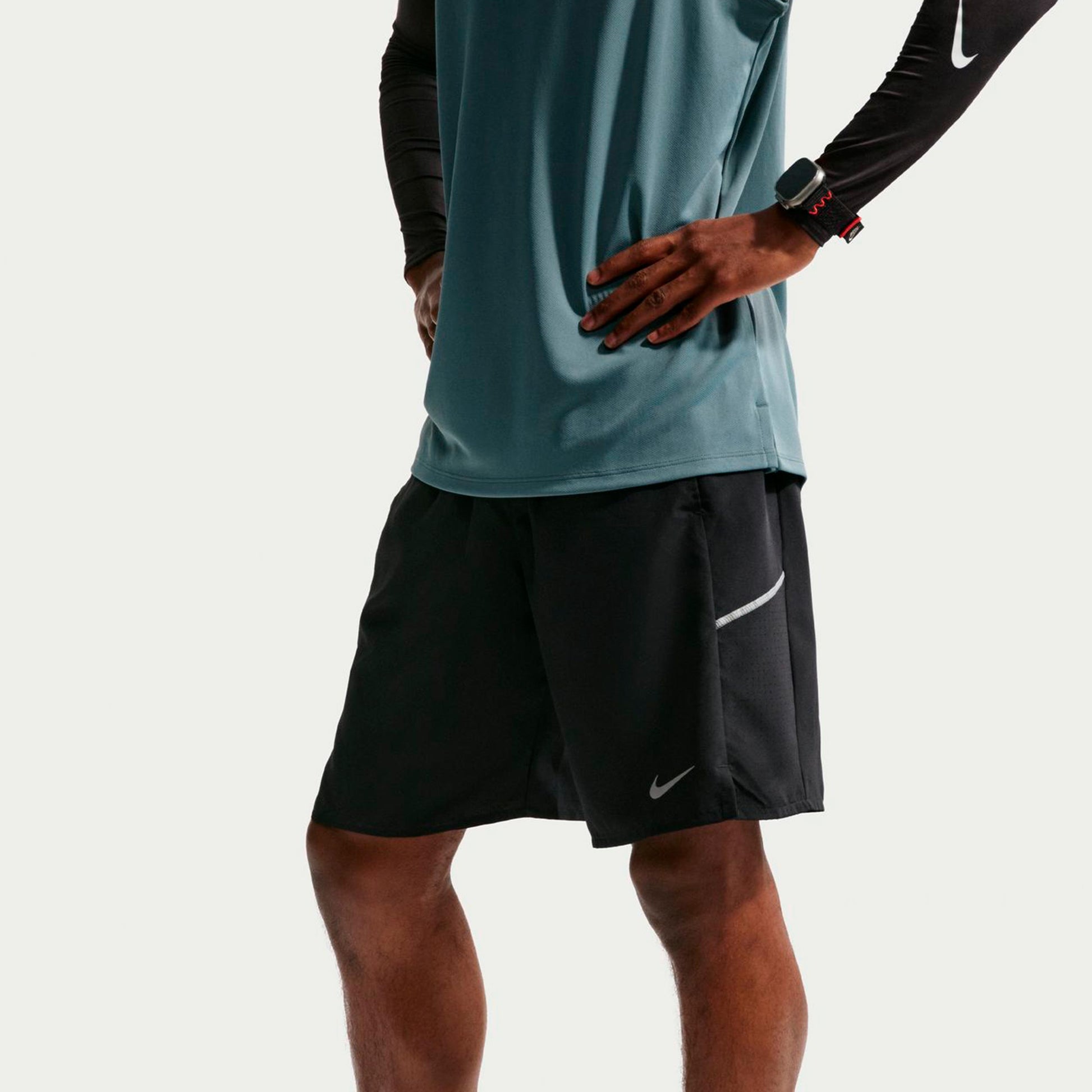 Nike Miler 9in  Short de running Hommes - noir, argent