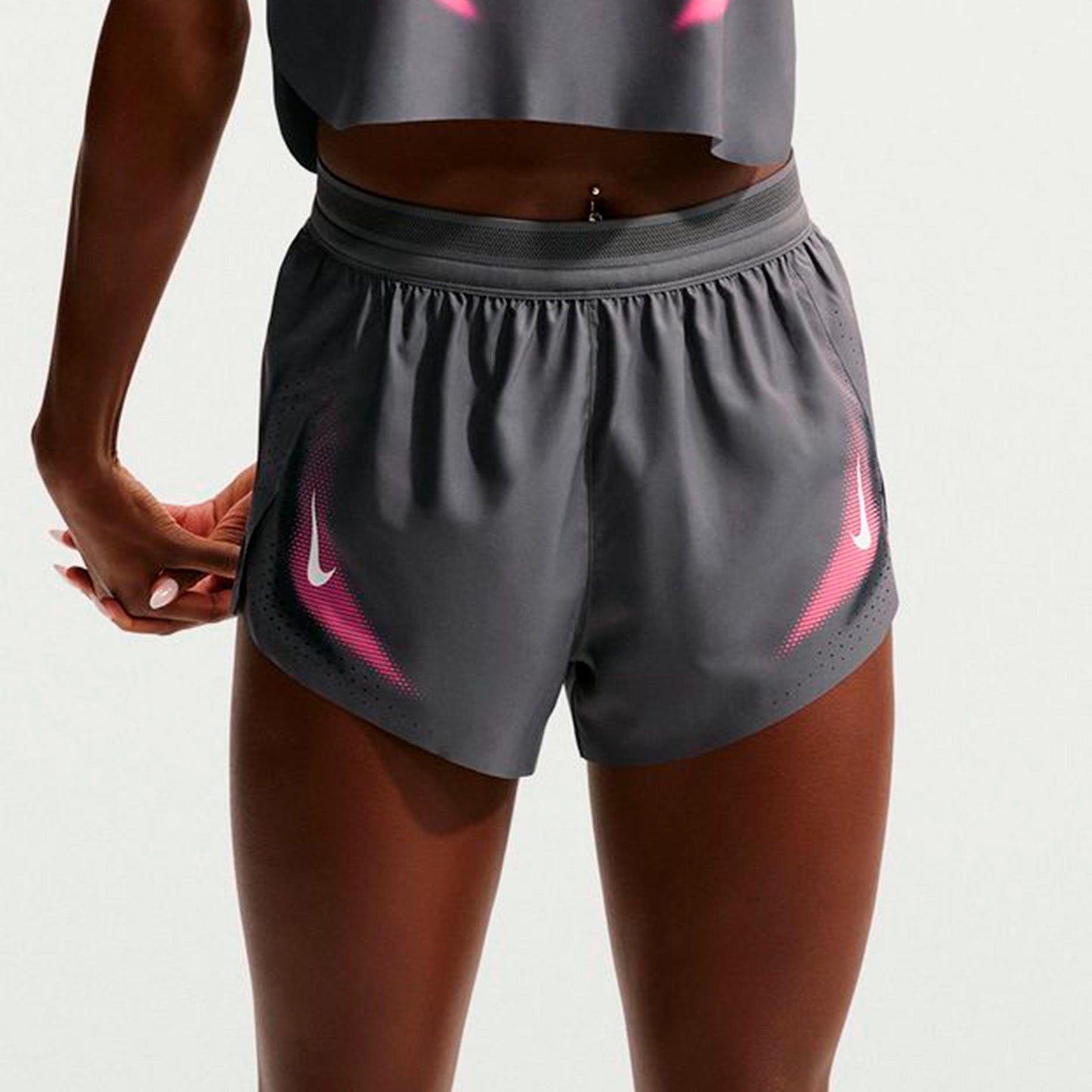 Nike AeroSwift  Short de running Femmes - gris, blanc