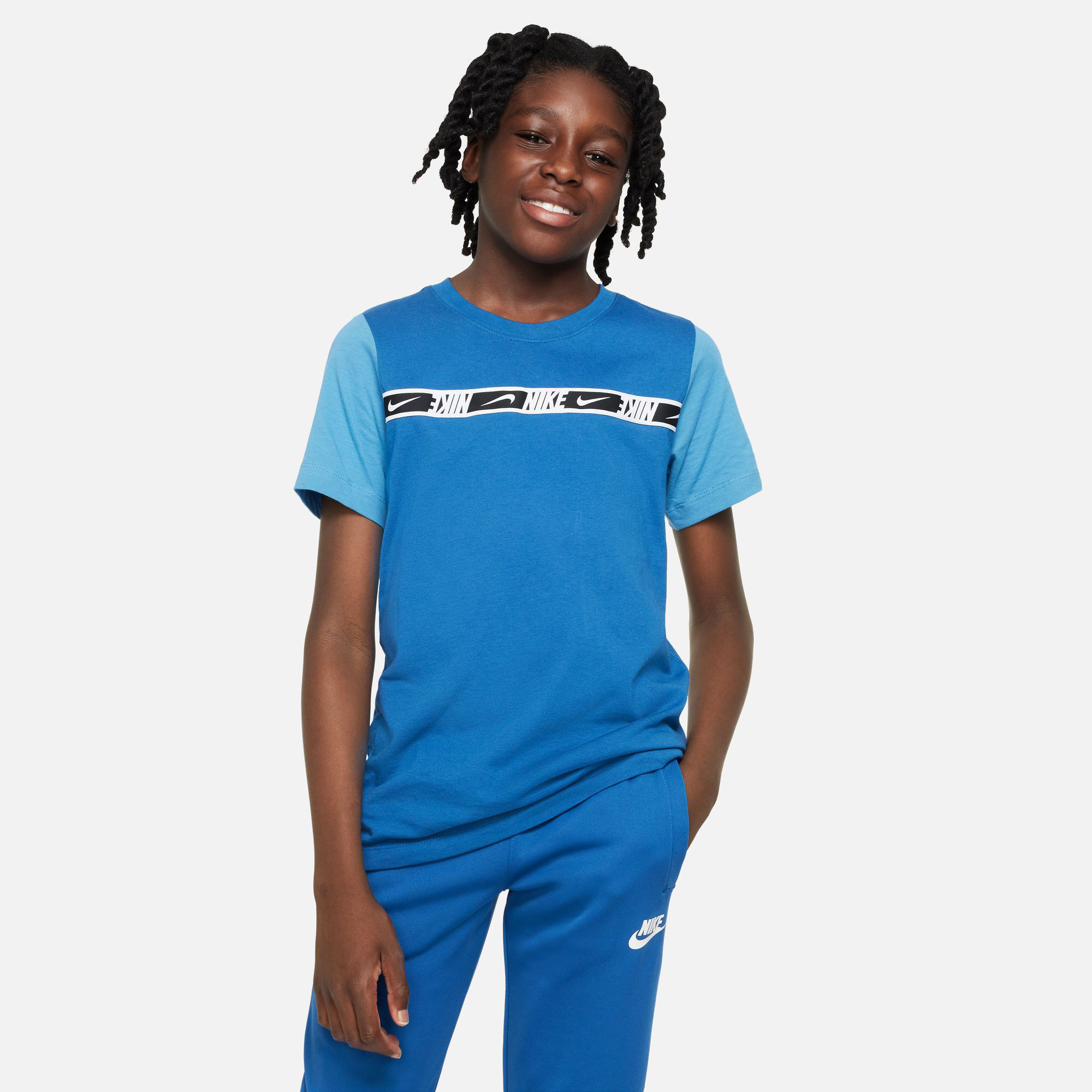 T shirt nike repeat new arrivals