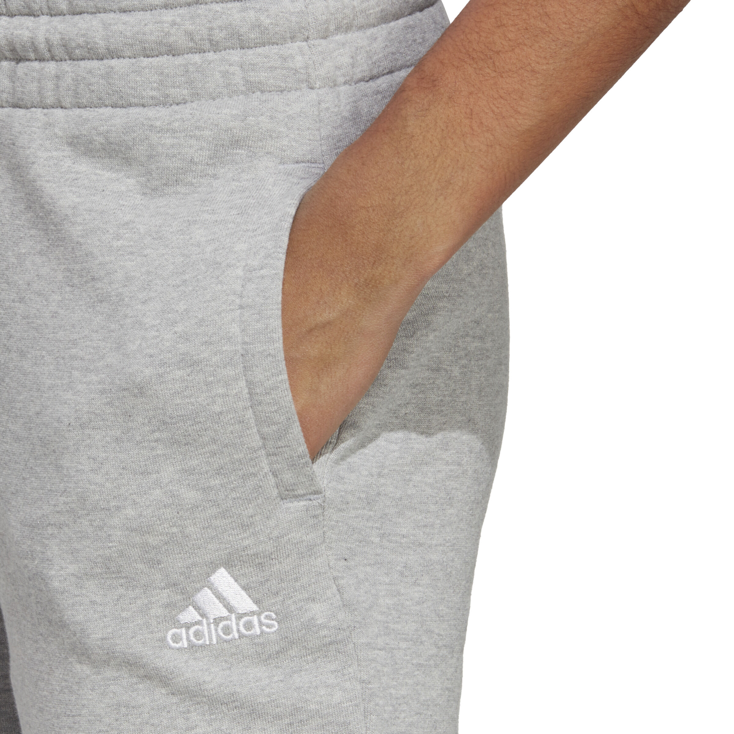 Essentials linear hot sale