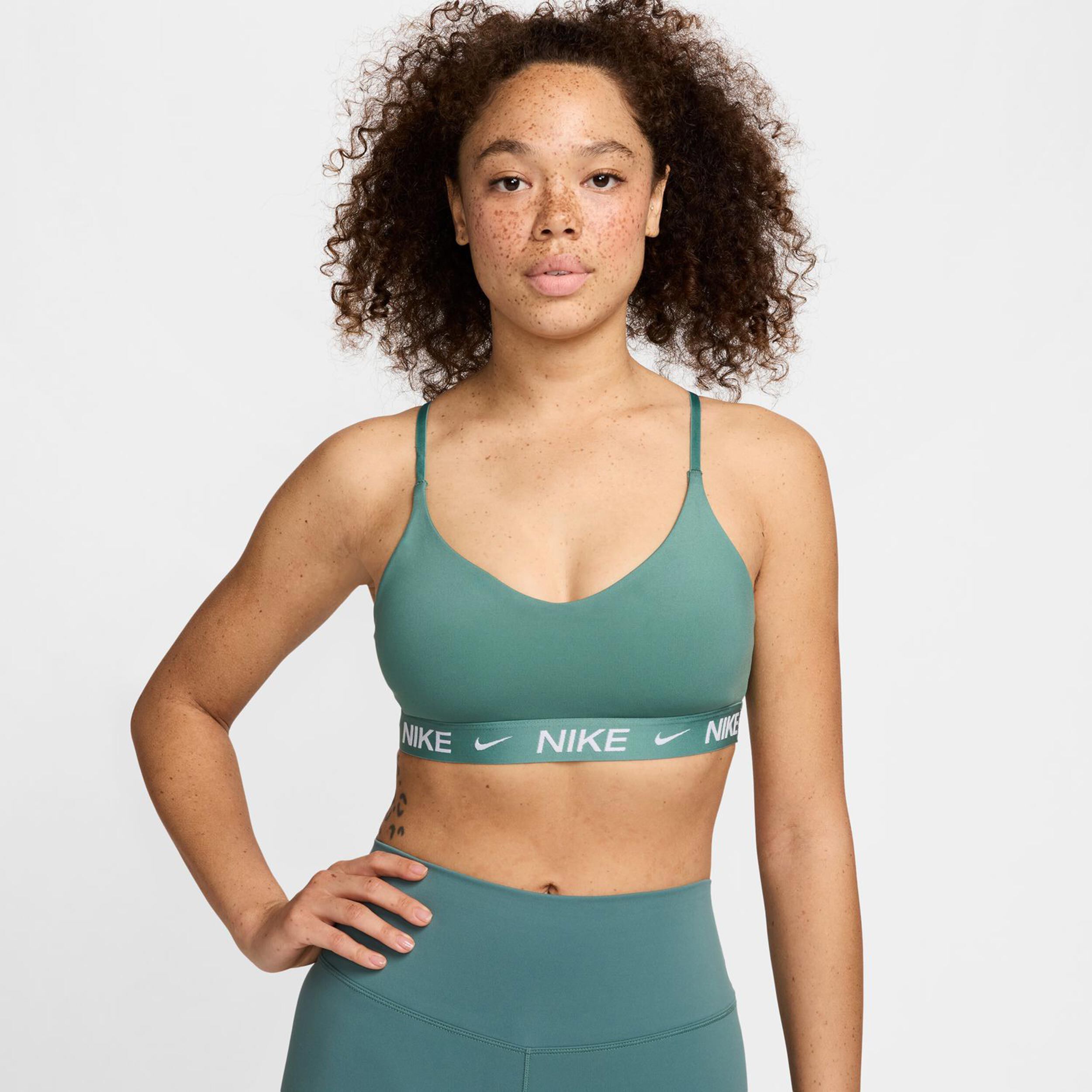 Buy Nike Dri Fit Indy Padded Soutien gorge Sport Femmes Vert Fonce online Tennis Point FR
