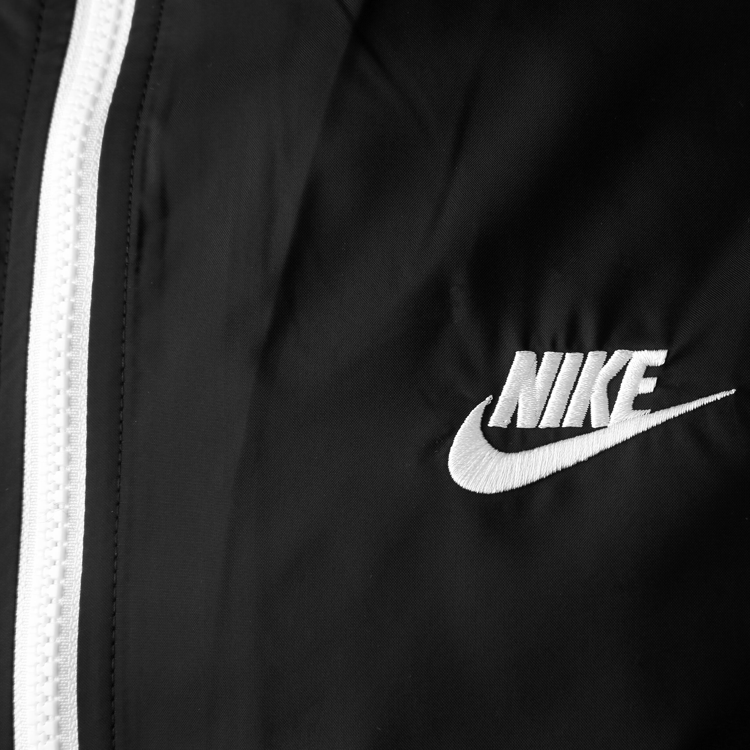 Survêtement nike sportswear hot sale woven blanc noir