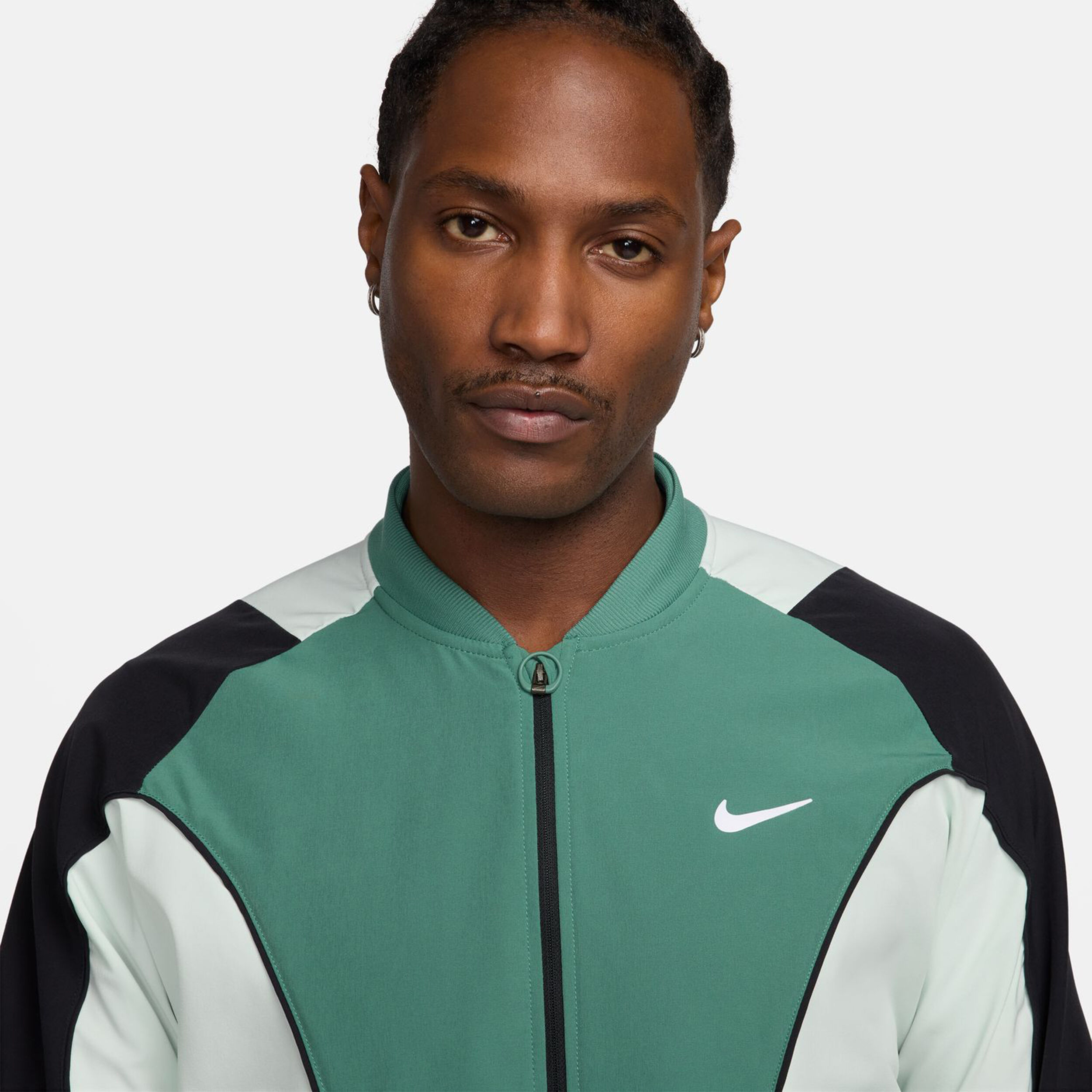 Buy Nike Court Dri Fit Advantage Veste De Survetement Hommes Vert Fonce Blanc online Tennis Point FR