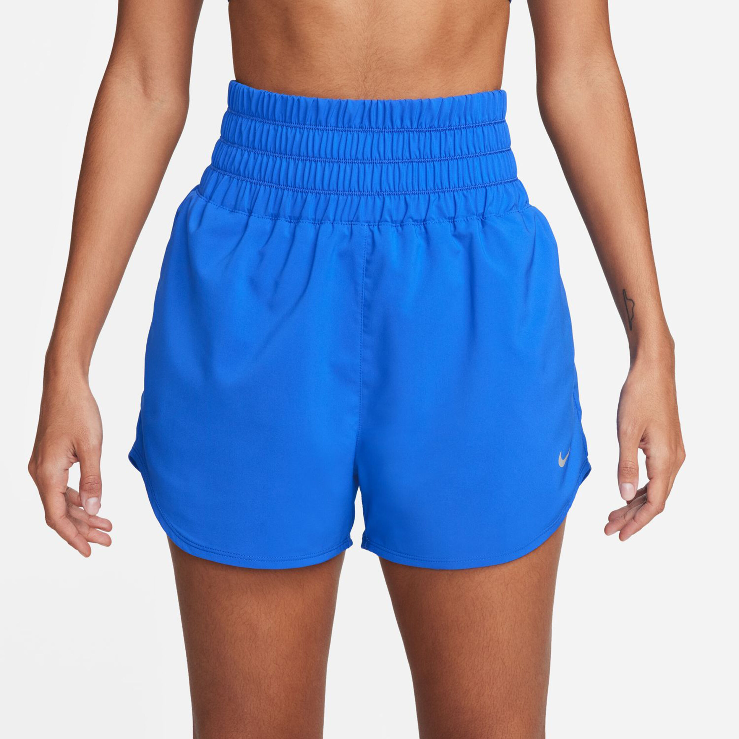 Extreme high waisted shorts top