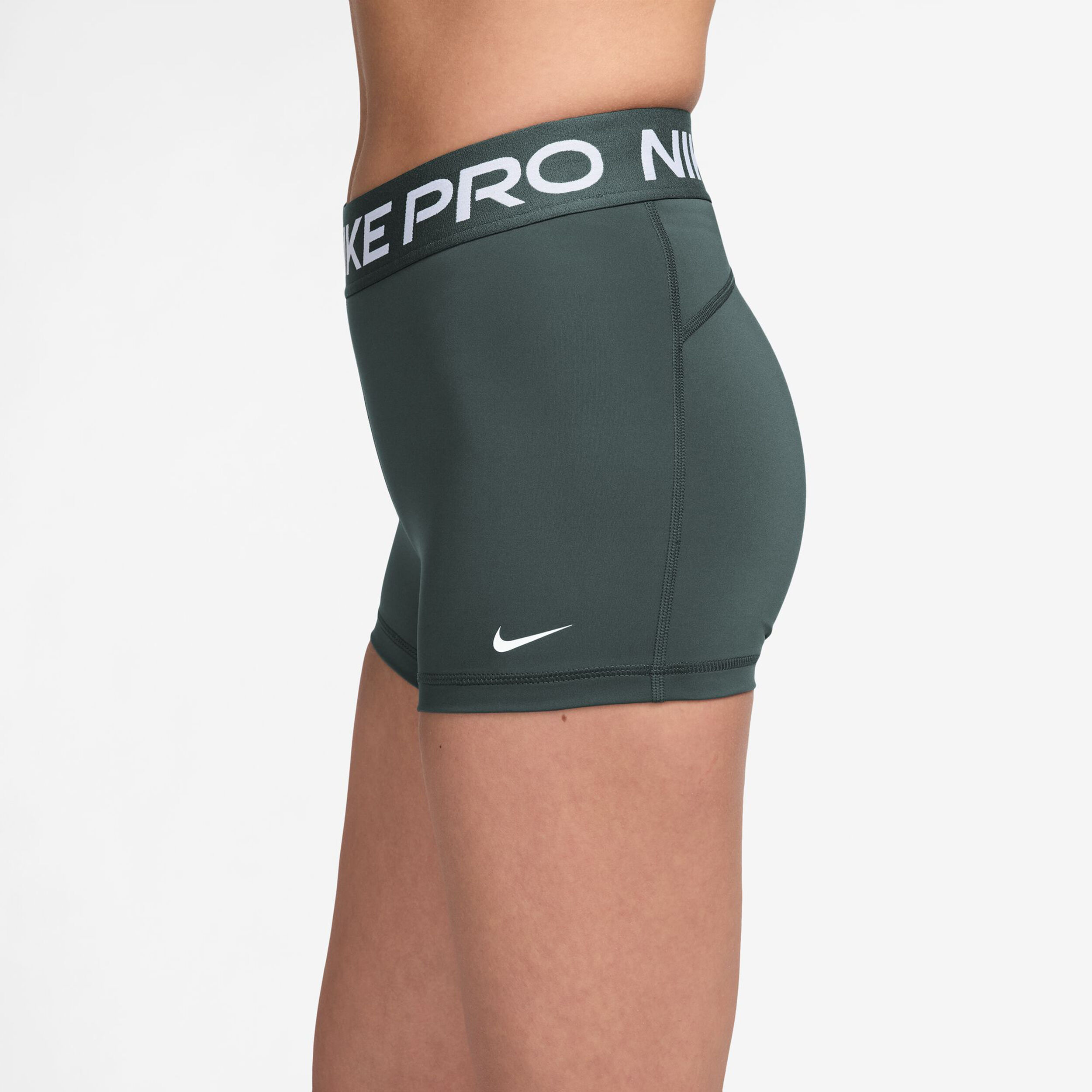 Buy Nike Pro 365 3in Short Avec Poche balles Femmes Vert Blanc online Tennis Point FR