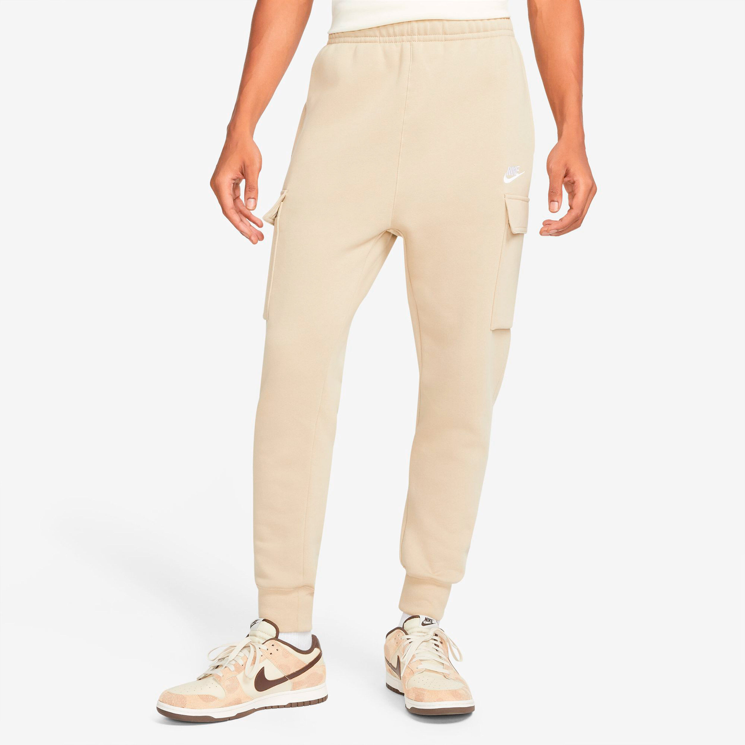 Buy Nike Sportswear Club Cargo Pantalon Surv tement Hommes Beige