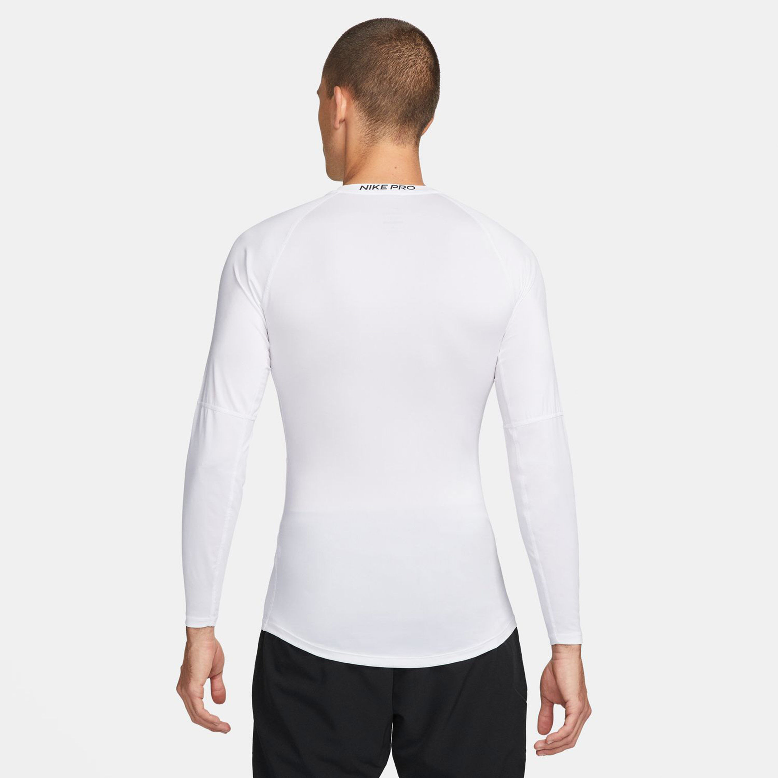 Buy Nike Dri Fit Pro Tight Fitness Haut Manches Longues Hommes Blanc Noir online Tennis Point FR