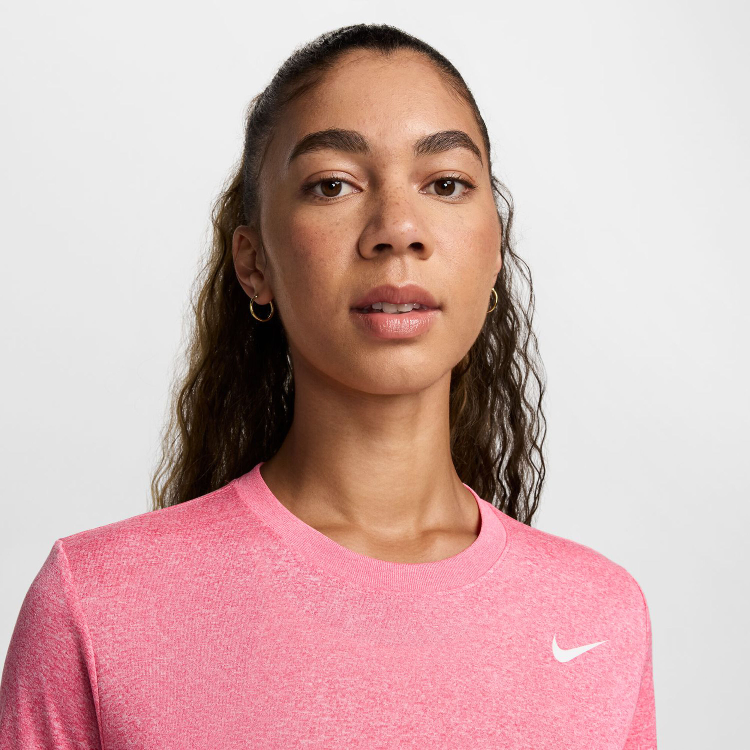 Buy Nike Dri Fit RLGD T shirt Femmes Pink online Tennis Point FR