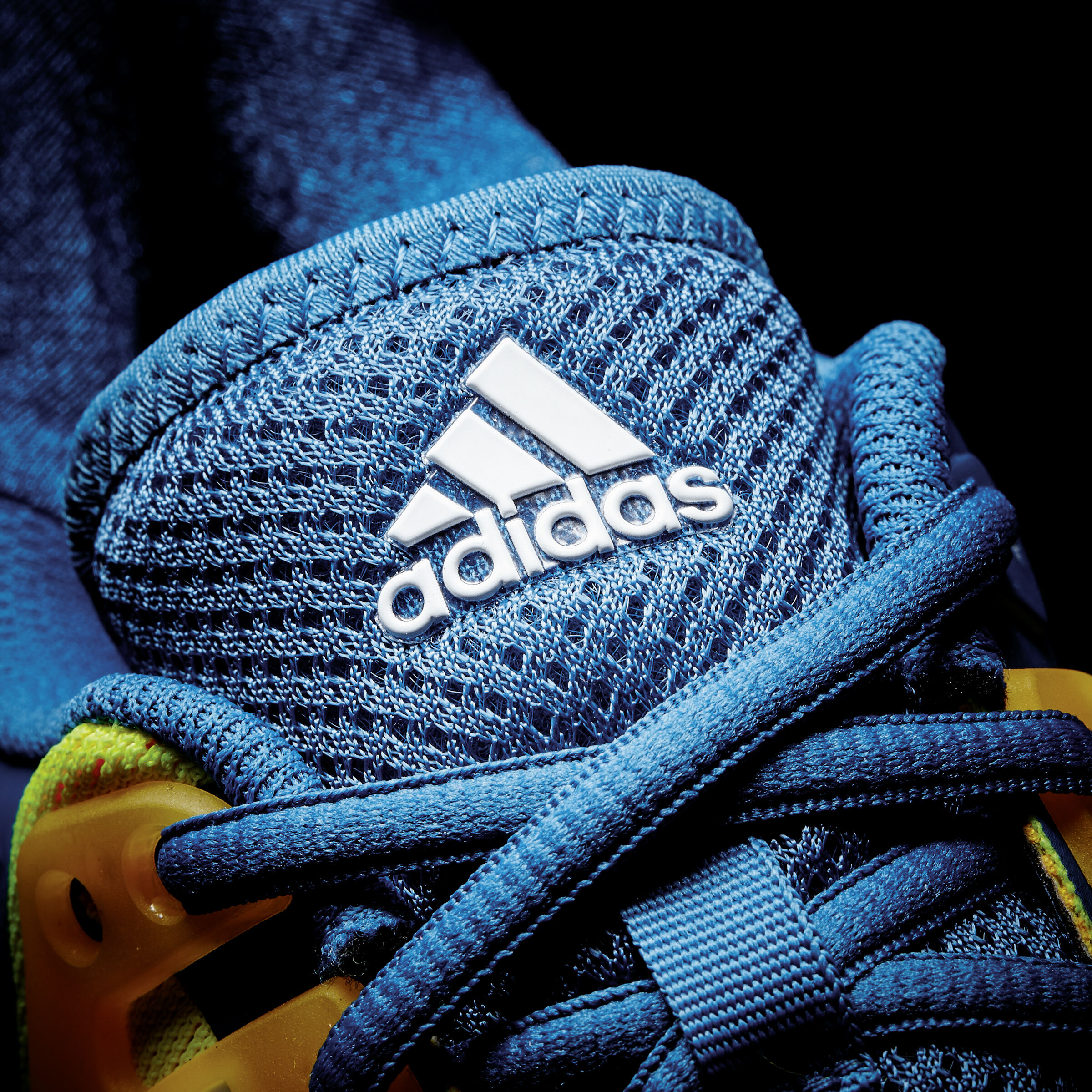 Buy adidas Tennis Energy Boost Chaussures Toutes Surfaces Hommes Bleu Blanc online Tennis Point FR