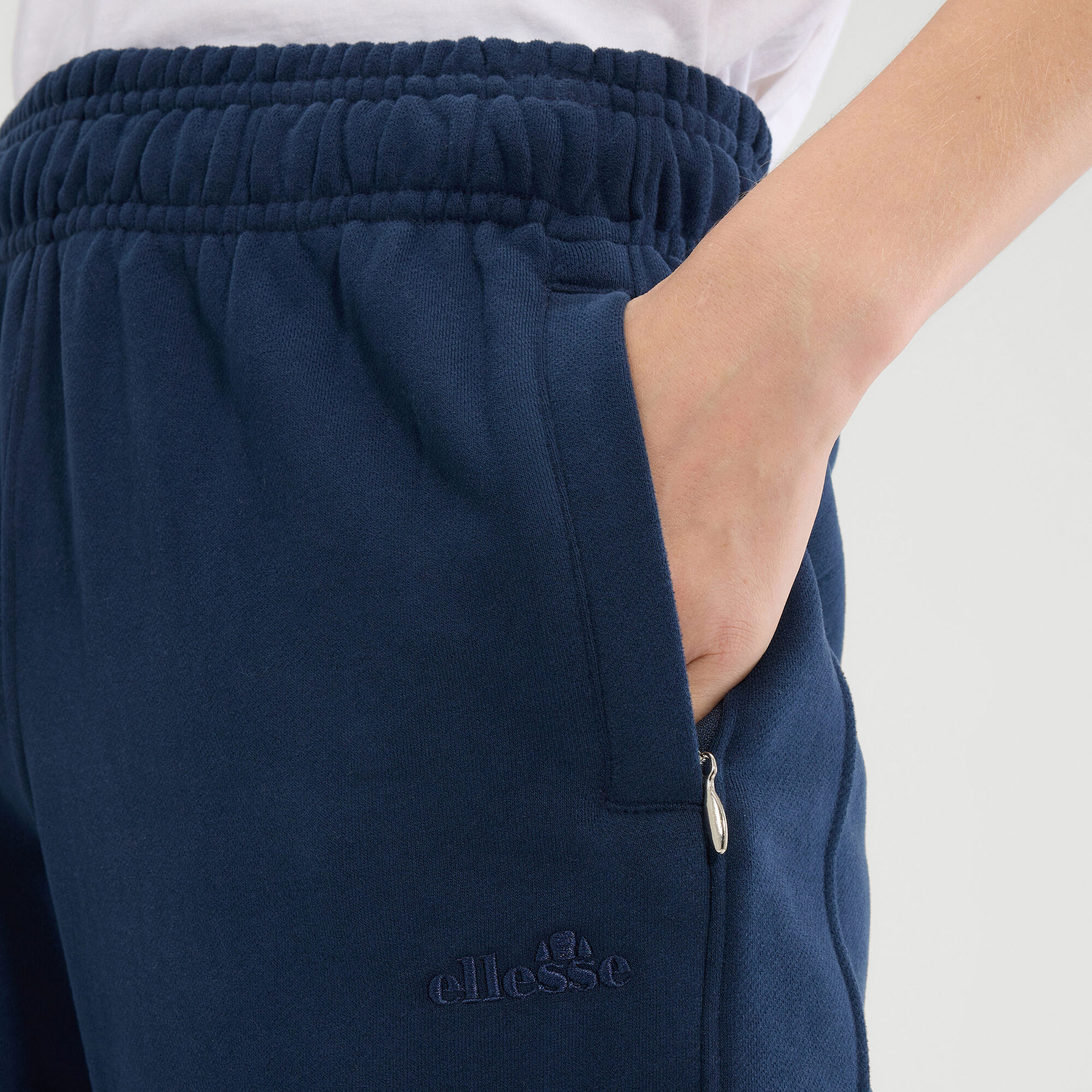Ellesse