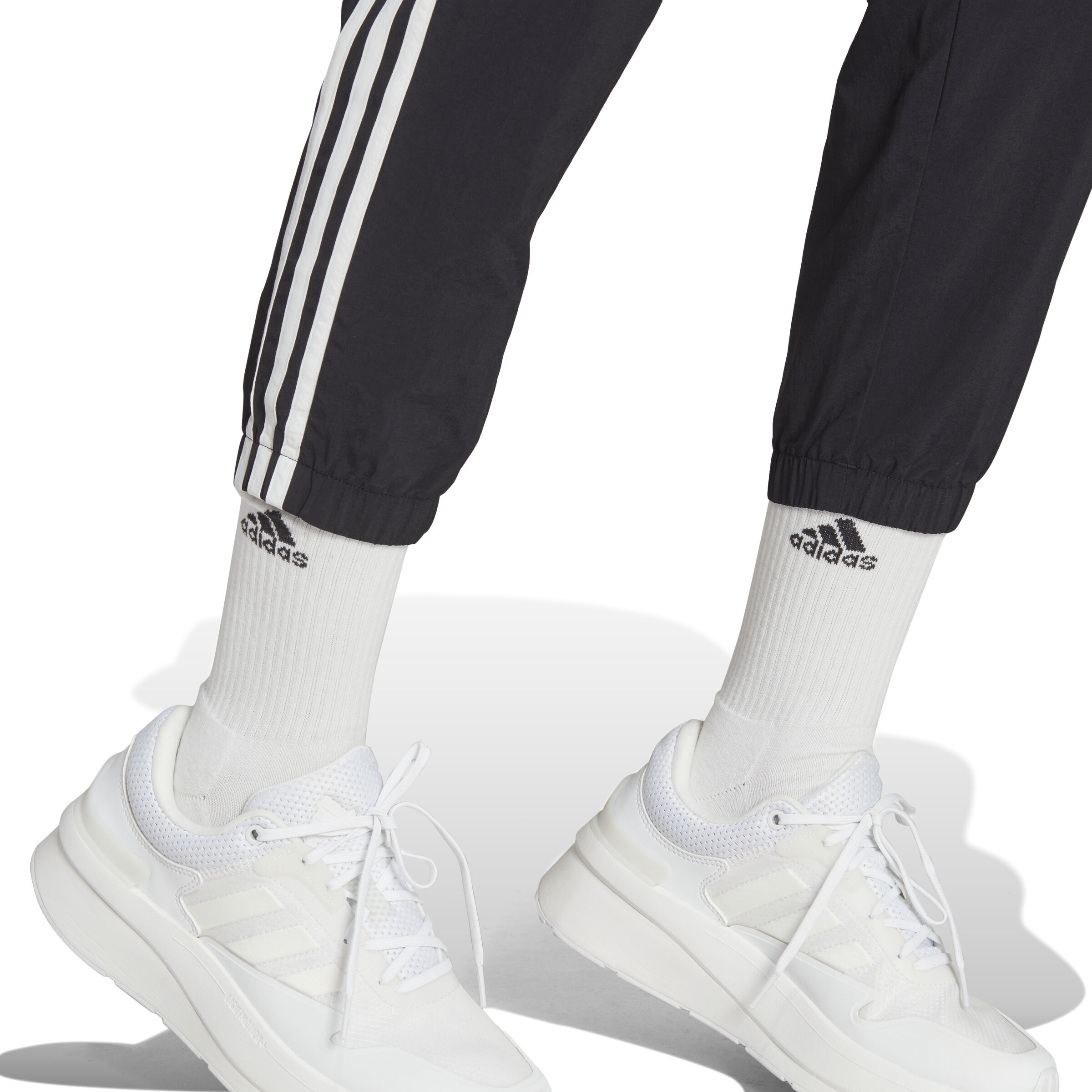 Buy adidas 3 Stripes Woven 7 8 Pantalon Survetement Femmes Noir Blanc online Tennis Point FR